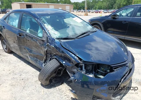 2018 Toyota Corolla Le z USA, uszkodzony, nr VIN 5YFBURHE5JP836783